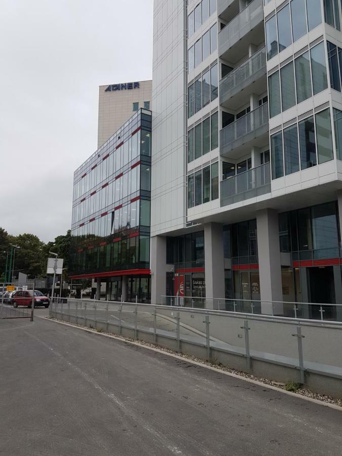 Apartament Towarowa 37 Poznań Exteriör bild